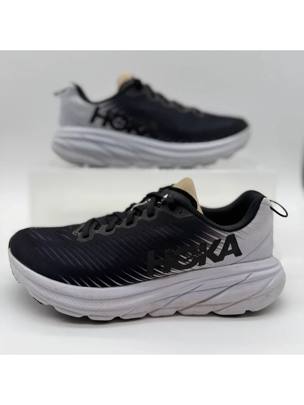 Hoka One One Women's Rincon 3 Black/White 1119396/BWHT Running Shoes - Size 7.5B